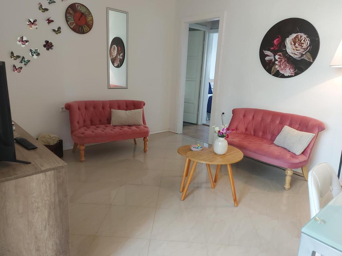 Apartments And Rooms Villa Dona มาคาร์สกา ภายนอก รูปภาพ