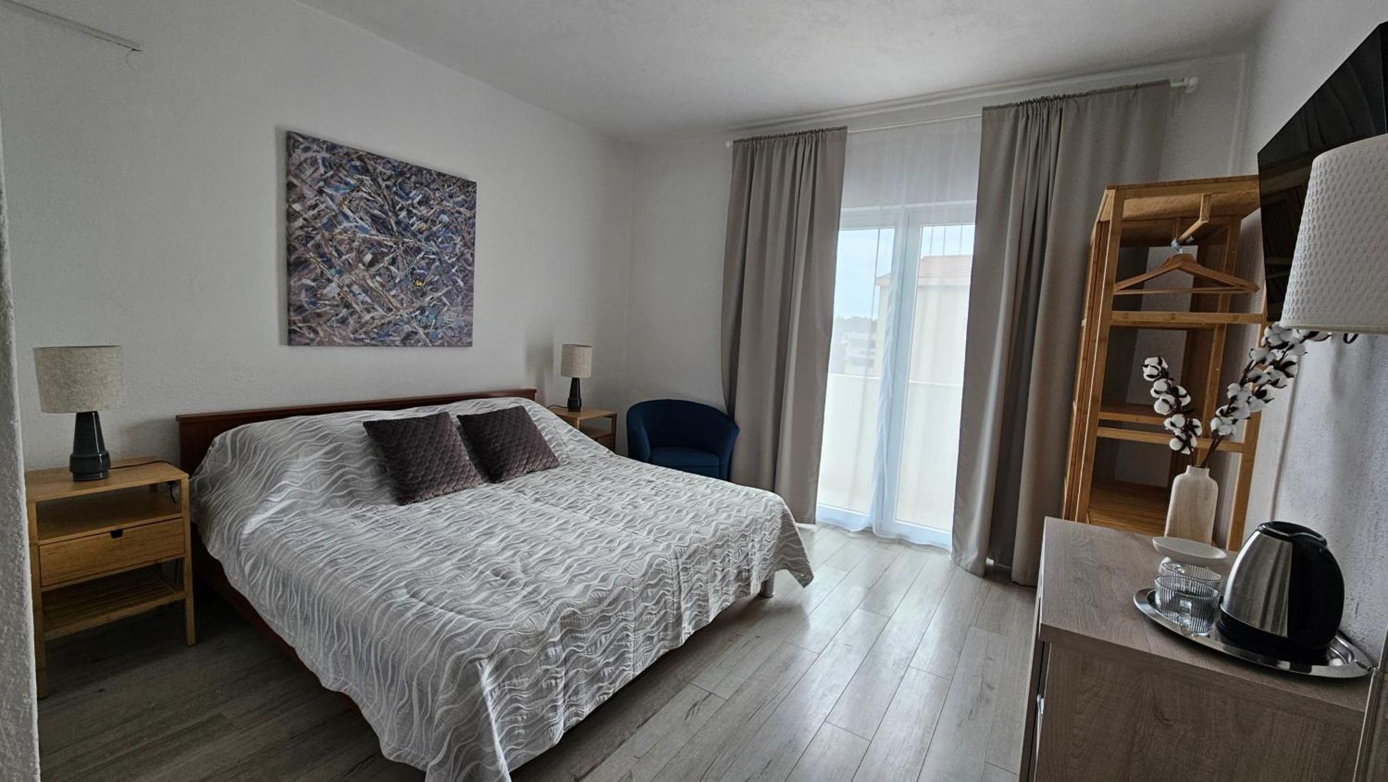 Apartments And Rooms Villa Dona มาคาร์สกา ภายนอก รูปภาพ